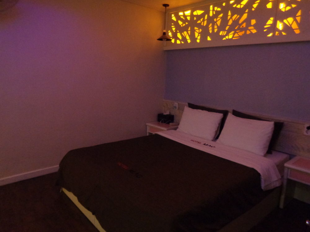 Mac Hotel Теджън Екстериор снимка